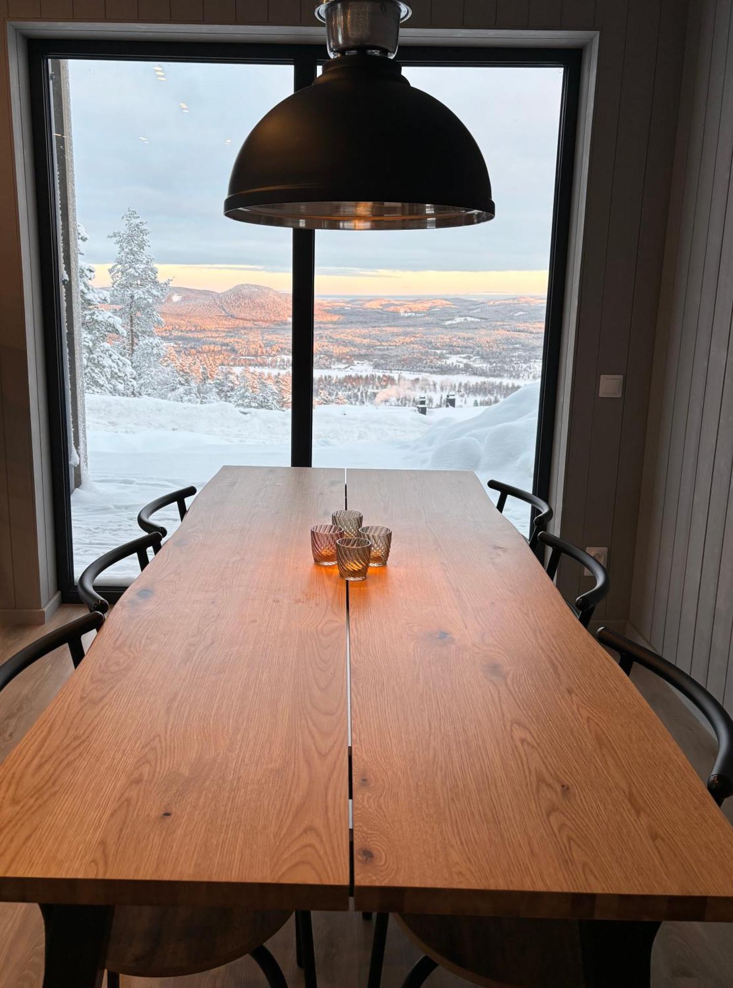 Toppvillan - Ski In - Ski Out - 200 M Till Toppen Och Cykelleder Järvsö Buitenkant foto